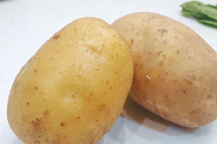 准备了一些土豆，土豆煮多久才烂？