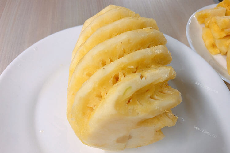 台湾较好的凤梨酥品牌是什么，凤梨酥好吃吗？