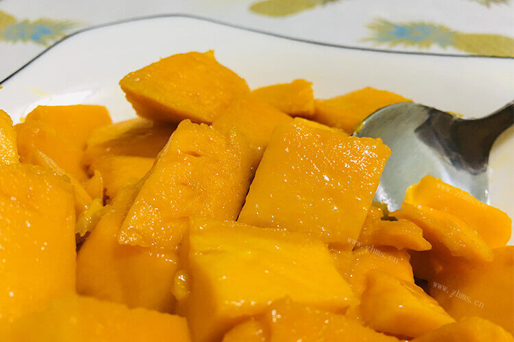 特别喜欢吃芒果，请问大芒果和小芒果哪个营养好？