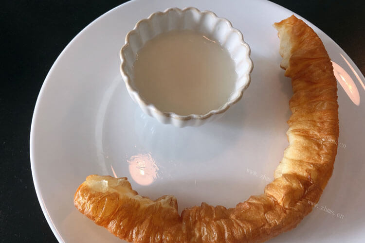 起酥油都有什么作用呢，起酥油可以炸油条吗？