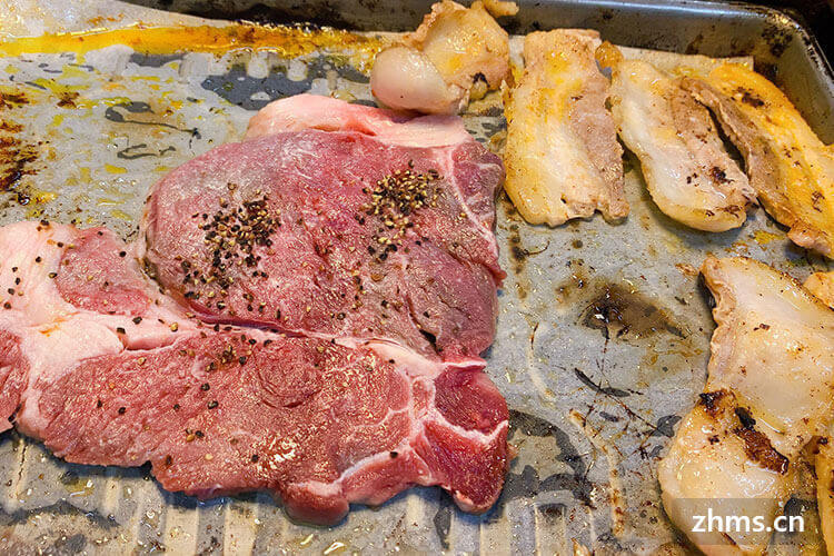 想在家里烤肉吃，自己在家烧烤腌肉方法？