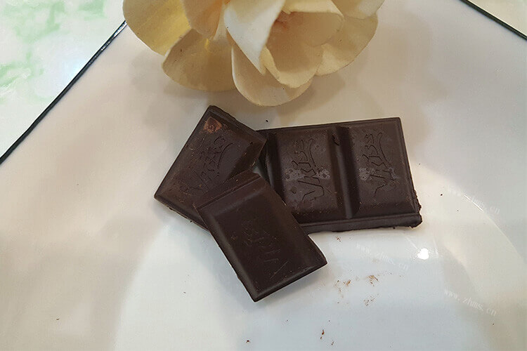 想吃黑巧克力，黑巧克力牌子哪个好吃？