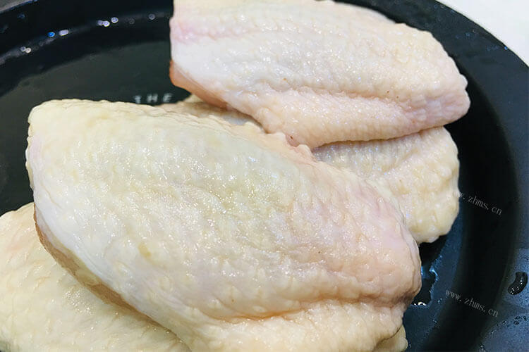 鸡翅已经过期了，鸡翅保质期过了一天能吃吗？