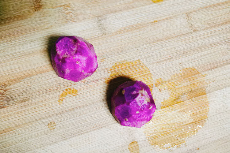 自己做出来的紫薯，切成片上锅蒸，想知道切片的紫薯蒸多久能熟？
