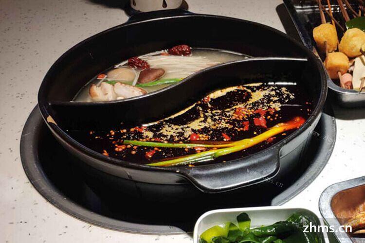 火锅好吃，但是火锅底料买些什么配菜才比较好呢？