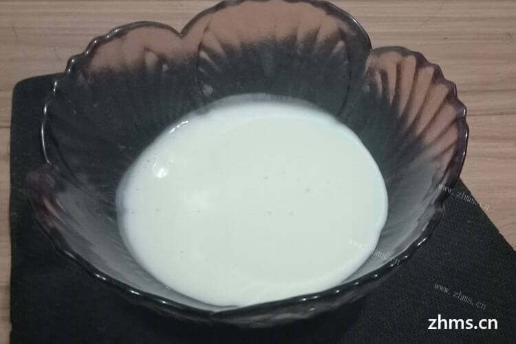 missmilk酸奶装修是投资者自己解决吗？还是统一装修？