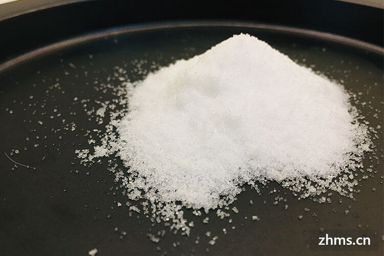 工业盐和食用盐的区别是什么呢？盐有什么作用和功效呢？