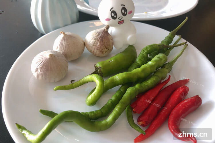 青椒非常的好吃，青椒怎么炒好吃呢？