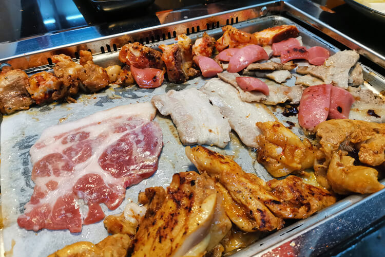 想吃自助餐，咨询一下大庆圣罗巴海鲜烤肉自助怎么样？