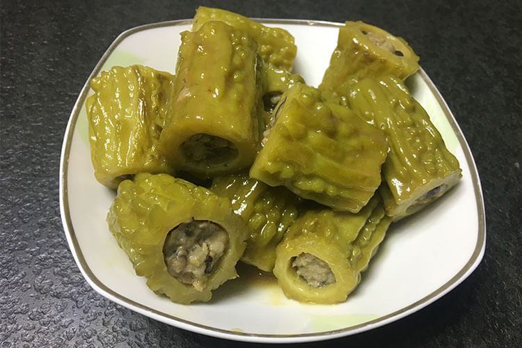 想吃苦瓜酿肉就这么做，苦瓜不苦比肉还香
