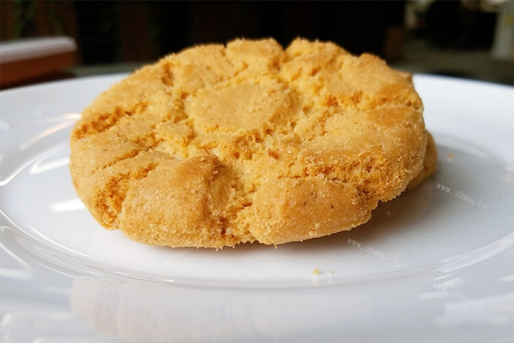 我想买桃酥，桃酥卖多少钱一斤？
