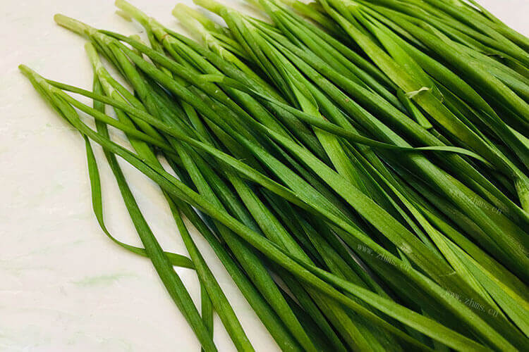 木耳韭菜鸡蛋饺子馅的睡觉好吃吗，木耳和韭菜搭配吗？