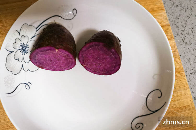 大家喜欢吃紫薯，请问紫薯热量高吗？