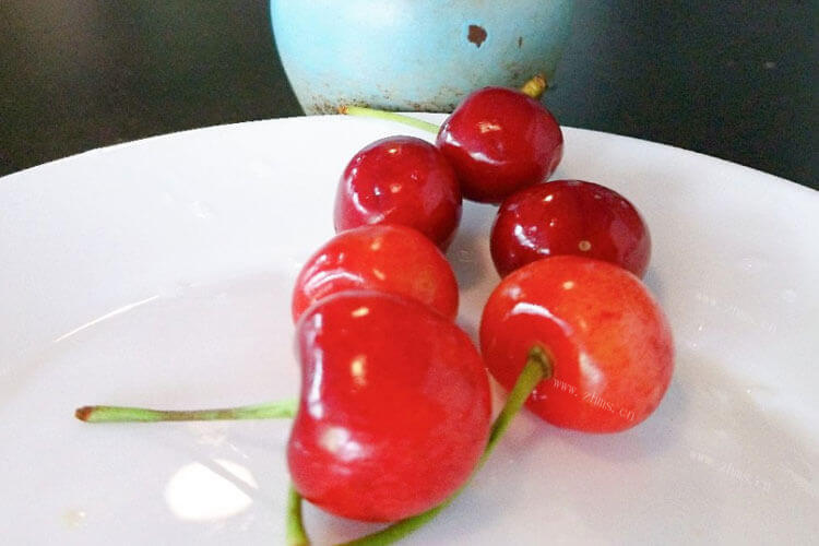 特别喜欢吃樱桃，郑州樱桃沟的樱桃多少钱一斤呢？