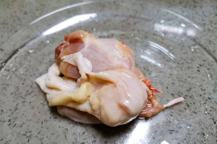 鸡腿有许多种做法，干锅小鸡腿怎么做好吃呢？