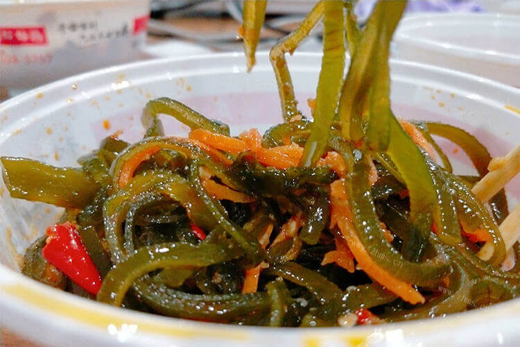 榨菜海带丝是非常好吃的一种咸菜，想知道是怎么做的？