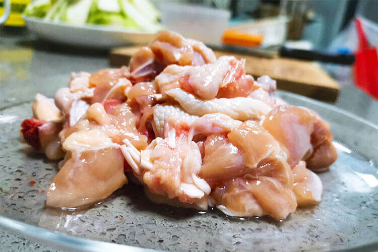 想要在家做鸡肉卷，干豆腐卷鸡肉加什么好吃吗？