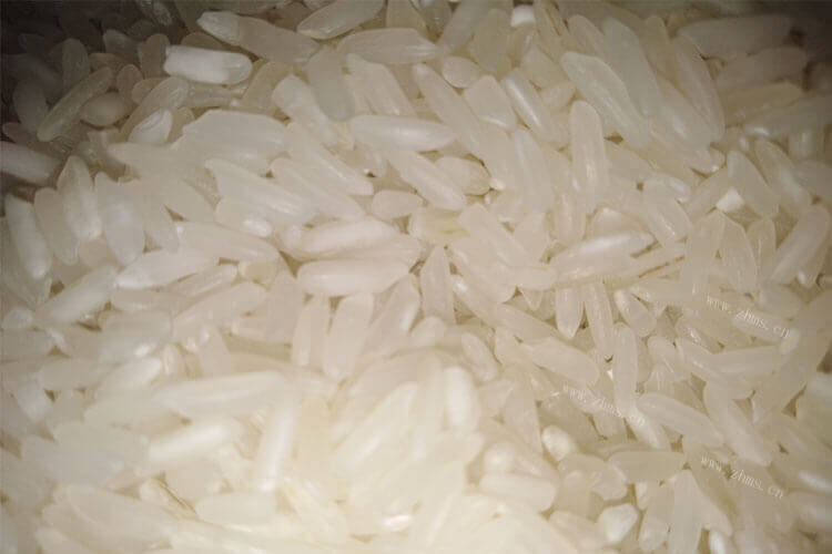 想买大米，大米能用塑料袋装吗？