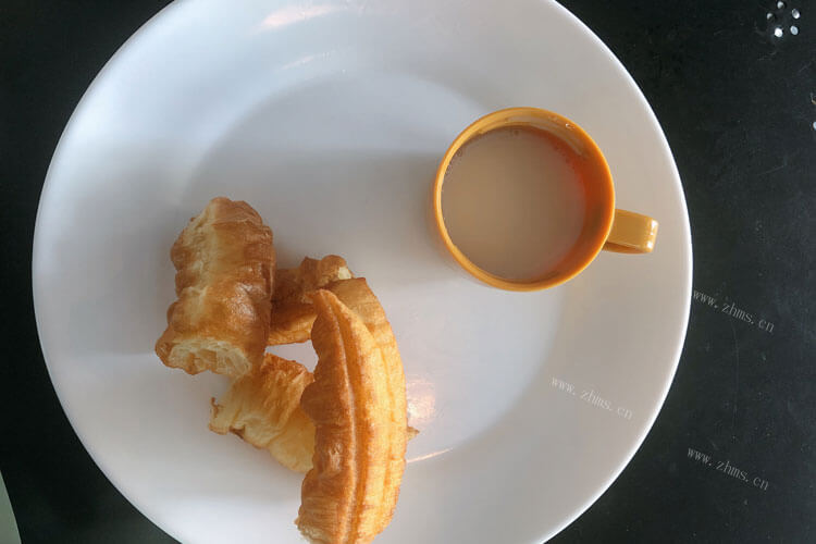 泡了点黄豆，豆浆泡黄豆可以放冰箱泡吗？