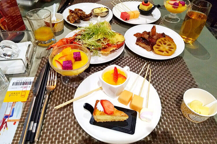 想吃一些日式料理自助餐，哪里好？