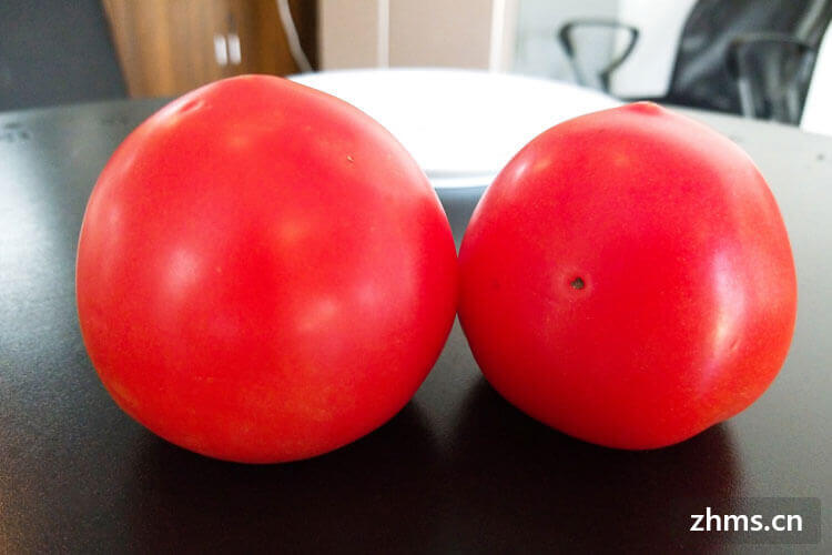 西红柿裂口是什么原因造成的
