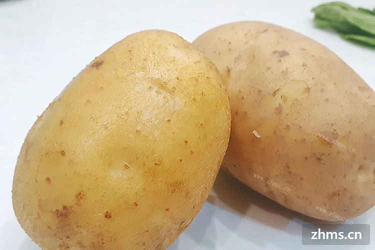 最近买了很多土豆放在家里，呛土豆丝怎么做啊？