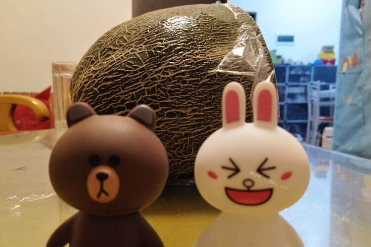 我买了黄金哈密瓜，黄金哈密瓜怎么吃？