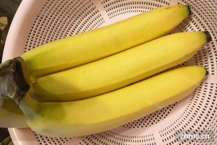春天里很多人都开始买好吃的香蕉，春天里香蕉是应季水果吗？
