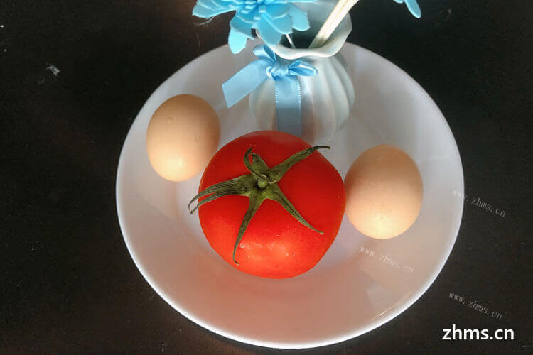 快中午了，想做青椒炒鸡蛋，请问大家青椒炒鸡蛋的做法有哪些？