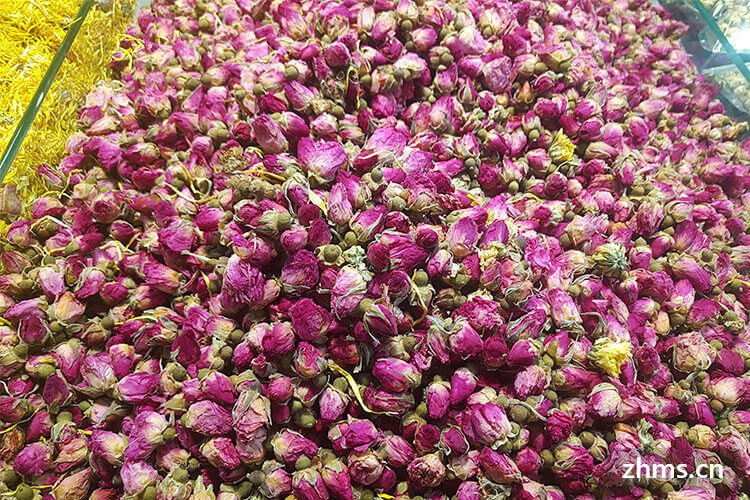 简单好吃的紫薯玫瑰花，来做紫薯玫瑰花馒头哦