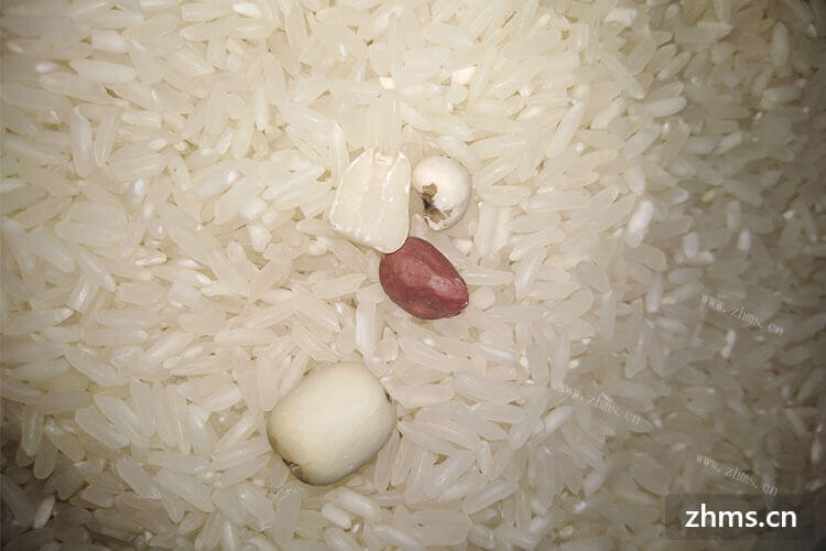 打碎大米可以得到很多好吃的食物，具体有哪些好吃的呢
