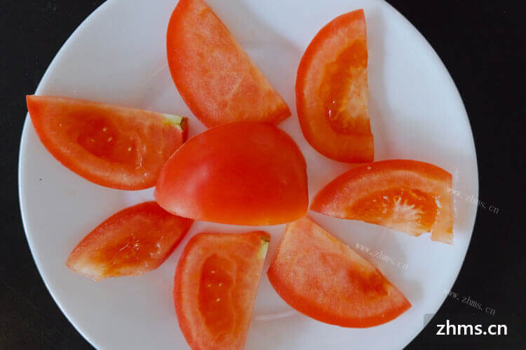 西红柿炖排骨好吃吗？有营养吗？