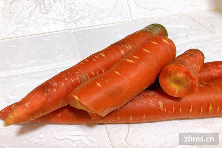 请问天然胡萝卜素什么样的蔬菜里面有呢？