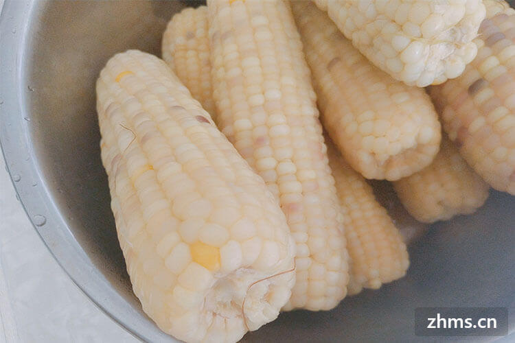 糯玉米水开后煮几分钟