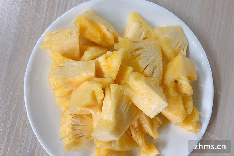 菠萝和酸奶单独食用都是对身体很好的食物