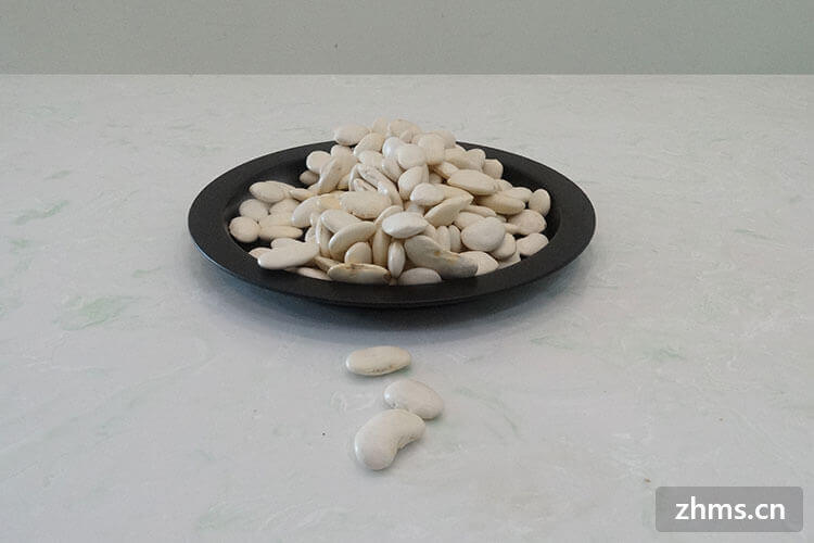 白扁豆和白芸豆一样吗?怎么区分白扁豆和白芸豆? 白扁豆和白芸豆一样吗?怎么区分白扁豆和白芸豆?