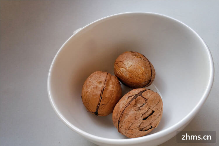 核桃可以生吃吗 核桃可以生吃吗