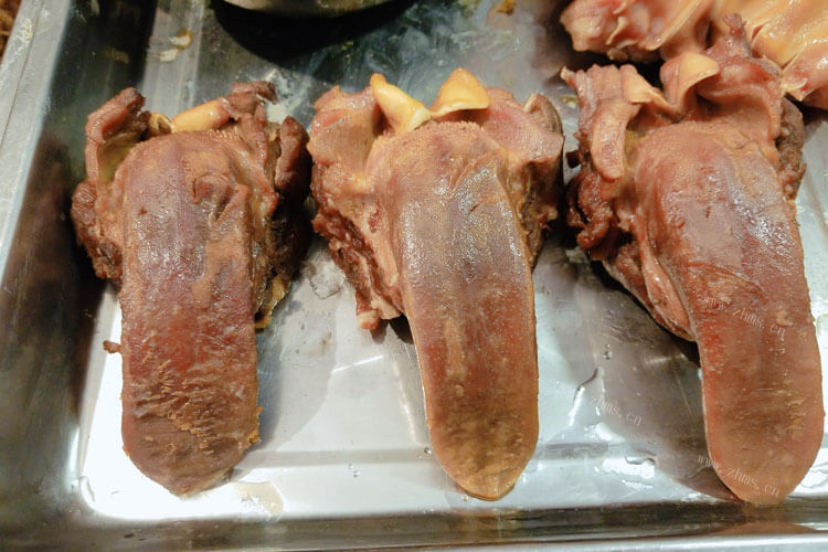 牛舌和猪舌口感有差别，牛舌没有猪舌好吃是什么原因？
