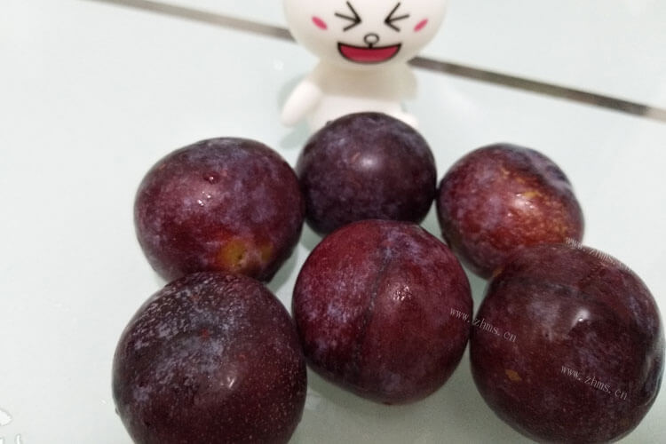 自己种的李子，用李子泡酒保存多久？