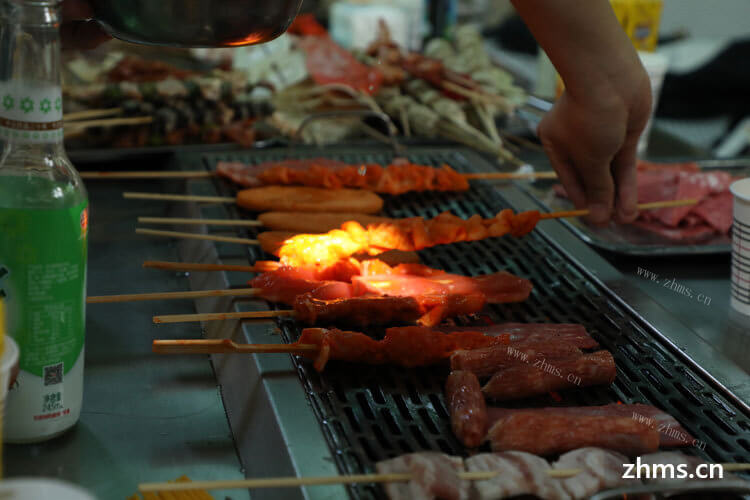最近很想吃韩式烧烤，韩式烧烤配菜有哪些呢？