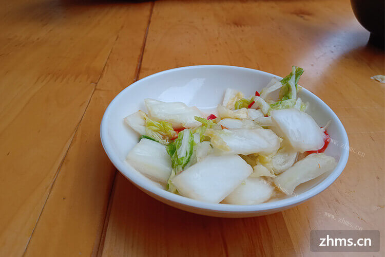 想在家里做泡菜，请问方竹笋泡菜放在方竹笋泡菜缸几天可以吃呢？