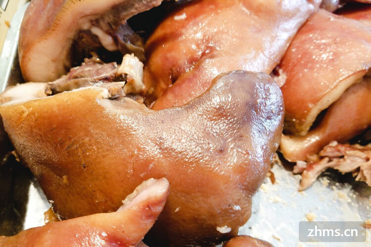 好吃的熏猪头肉是用什么熏的，熏猪头肉的做法您一定要知道