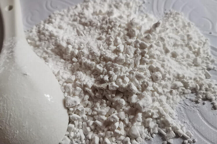用土豆淀粉来做饺子，土豆淀粉饺子怎么和面？