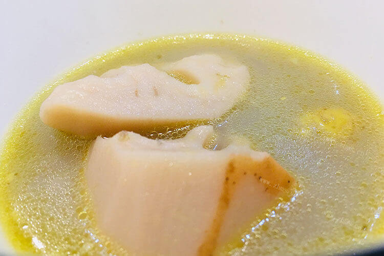 排骨汤是有很多种做法，比如说莲藕煲排骨好吃吗？
