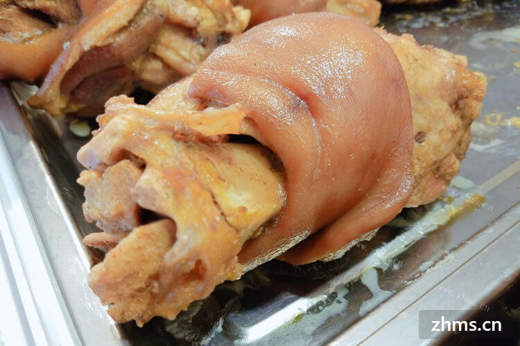 什么人喜欢吃烤猪蹄呢？豫哥麻椒鸡猪蹄加盟流程有了解吗？