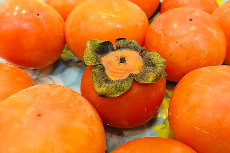 软炸柿子好吃不，它的营养价值怎么样呢？