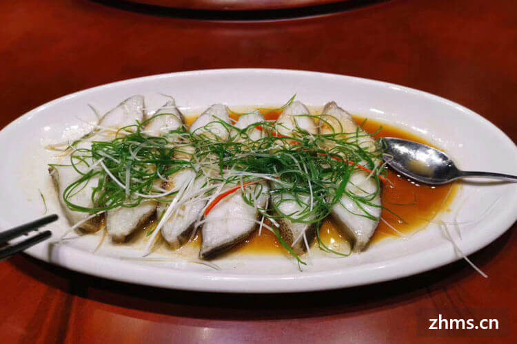 清蒸鲈鱼是哪个菜系 清蒸鲈鱼是哪个菜系