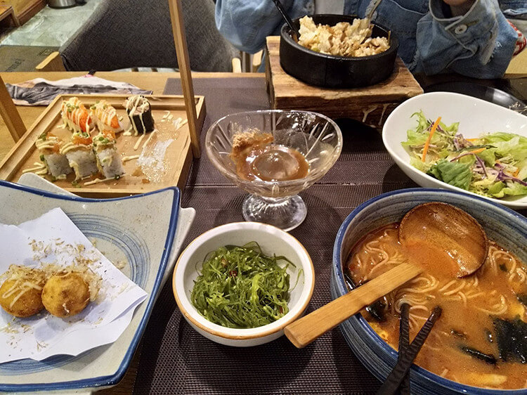 168元的丰富日式料理，寿司、刺身、拉面、大福都能一次畅享