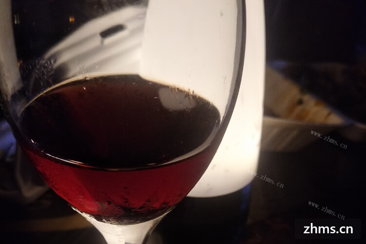 有没有人知道干红和葡萄酒的区别是什么呢？