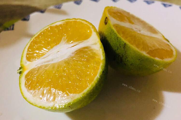 冰糖橘真的好甜呀，水分也多，原料是橘子的美食有哪些